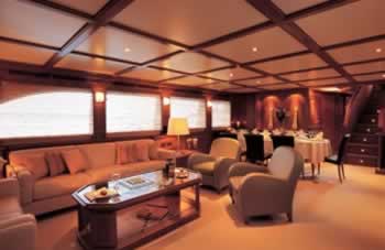 Ferretti Naveta 100 feet luxury crewed motor yacht charter Greece
