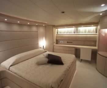M/Y MAIORA 31 103 feet luxury crewed motor yacht charter Greece