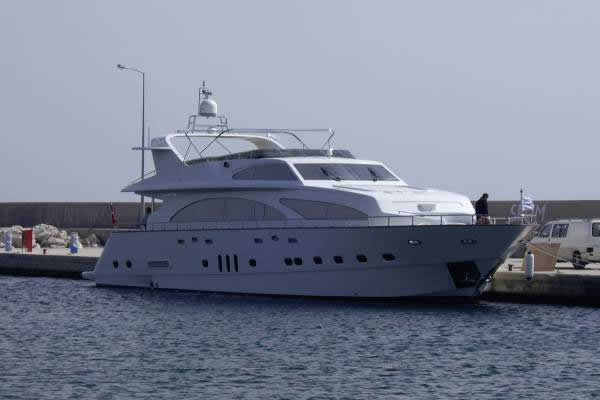 M/Y NITTA V 93 feet luxury crewed motor yacht charter Greece accommodating 10 guests in 5 cabins