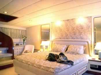 Paradis Canados 120 feet luxury crewed motor yacht charter Greece