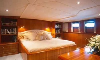 RAGAZZA CRN 115 feet luxury crewed motor yacht charter Greece