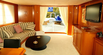 M/Y SUNCOCO Lowland De Vries 103 motor yacht charter Greece