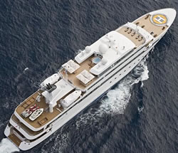 Lauren L luxury motor yacht charter Greece