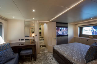 FINEZZA Sunseeker 75 motor yacht charter Greece