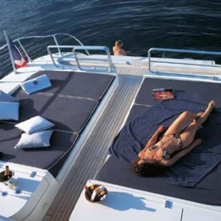 Motor yacht ROMACRIS II Leopard Arno 88.7 luxury crewed motor yacht charter Greece