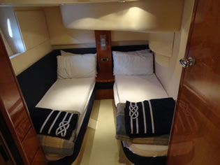 PALMYRA AZIMUT 42 motor yacht charter Mykonos Greece