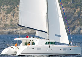 Catamaran charter Greece skipperd Lagoon 500