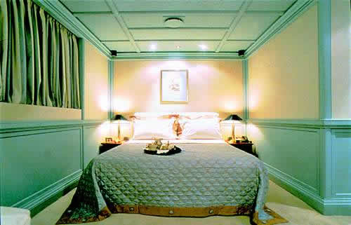 Guest stateroom on Christina O